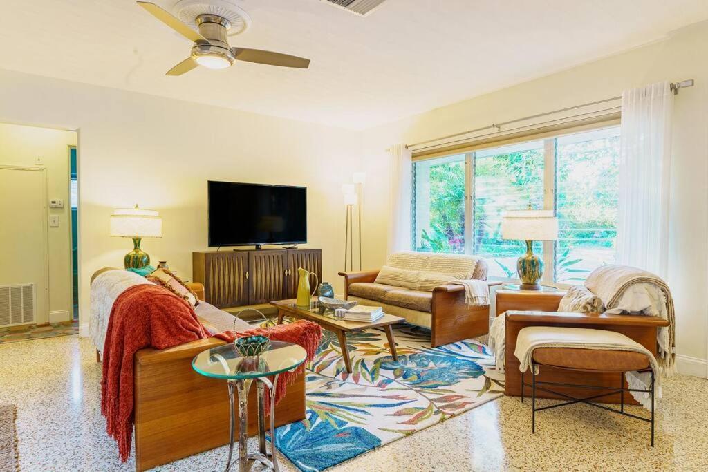 Villa Beautiful Glam Mid-Century 1 Block From Sarasota Bay With Firepit Extérieur photo