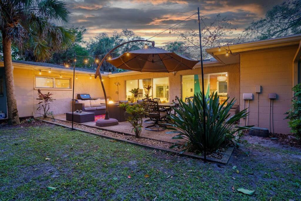 Villa Beautiful Glam Mid-Century 1 Block From Sarasota Bay With Firepit Extérieur photo